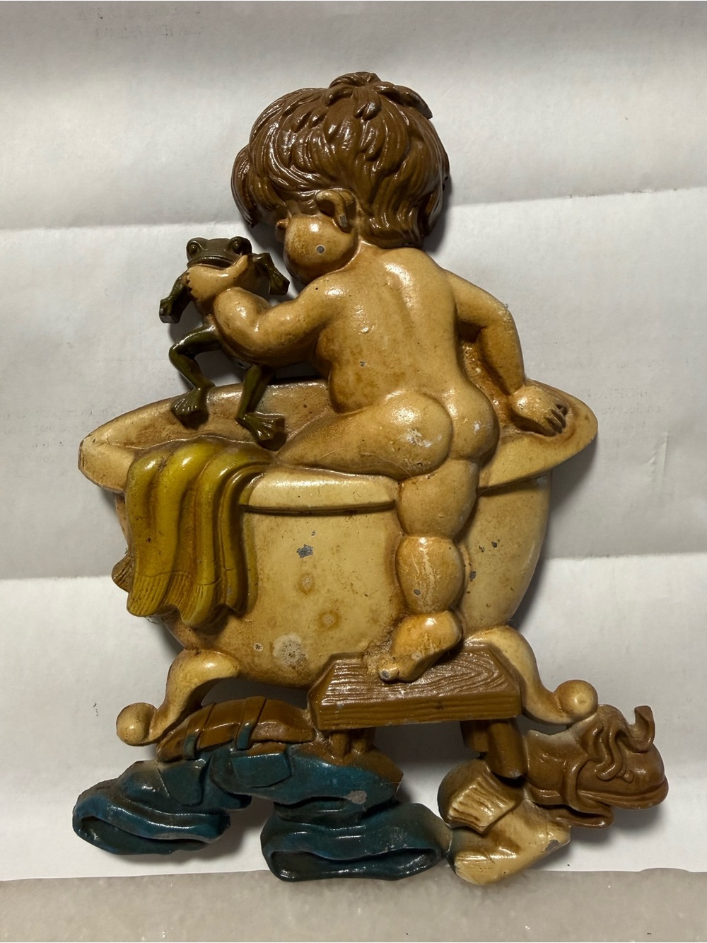 Sexton 1975 Cast Metal Wall Hanging Art Little Boy & Frog Taking A Bath Tub USA